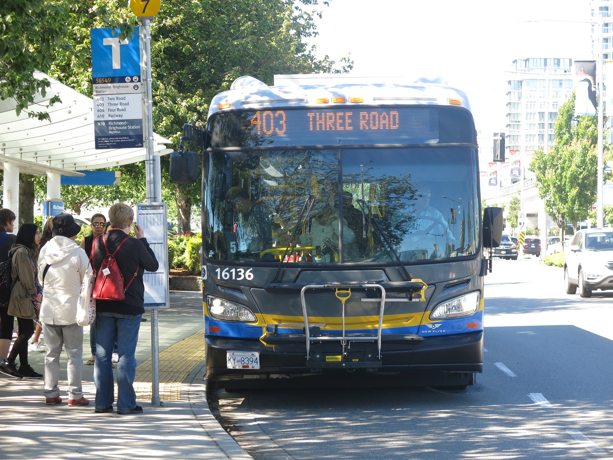 More buses to post-secondary campuses: expanded service on UBC, SFU, and Capilano University routes starting September 1