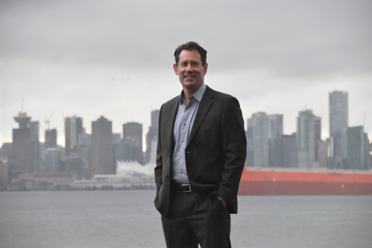 Les Jickling with North Shore background