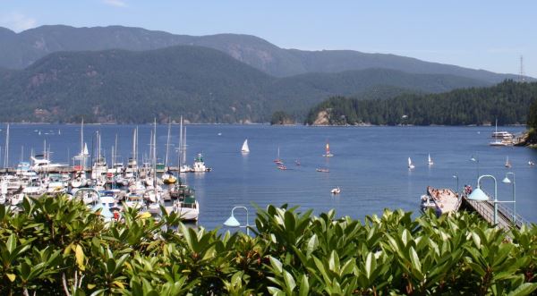 DEEP COVE - North Vancouver News