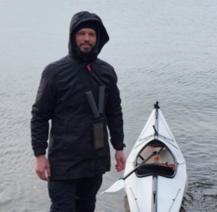 Missing Kayaker in West Vancouver.